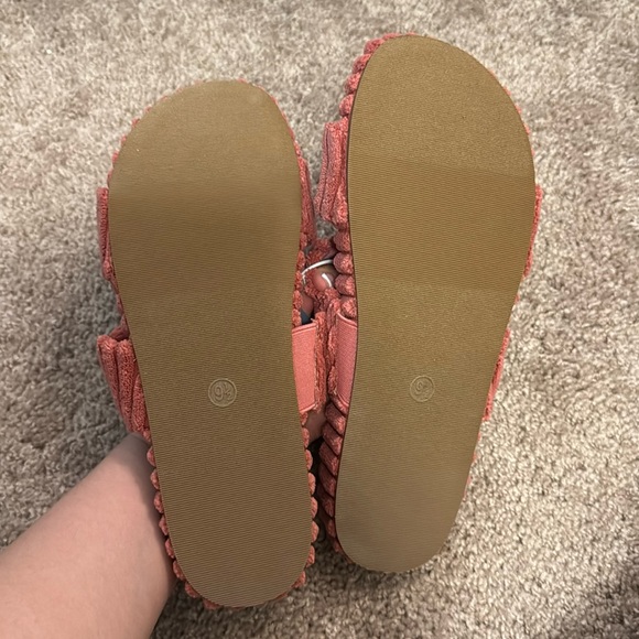 Universal Thread Kyla Corduroy Two Band Sandals Size 9.5 Color Pink - Picture 6 of 7